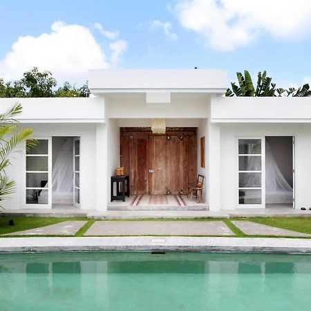 Villa Mutiara Putih By Optimum Bali Villas Seminyak  Ruang foto